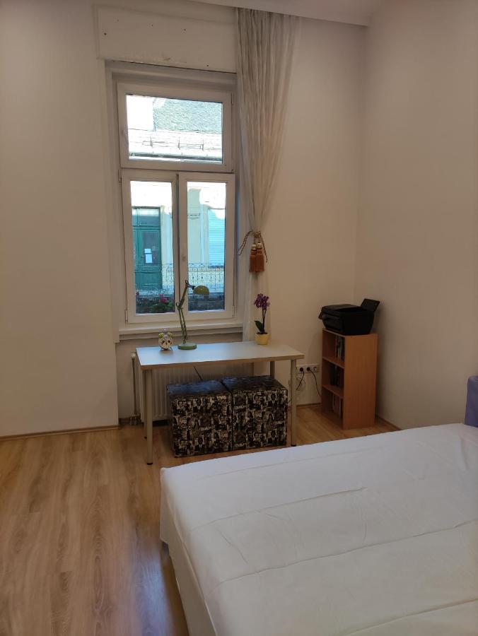Congress Margit House Apartamento Budapeste Exterior foto